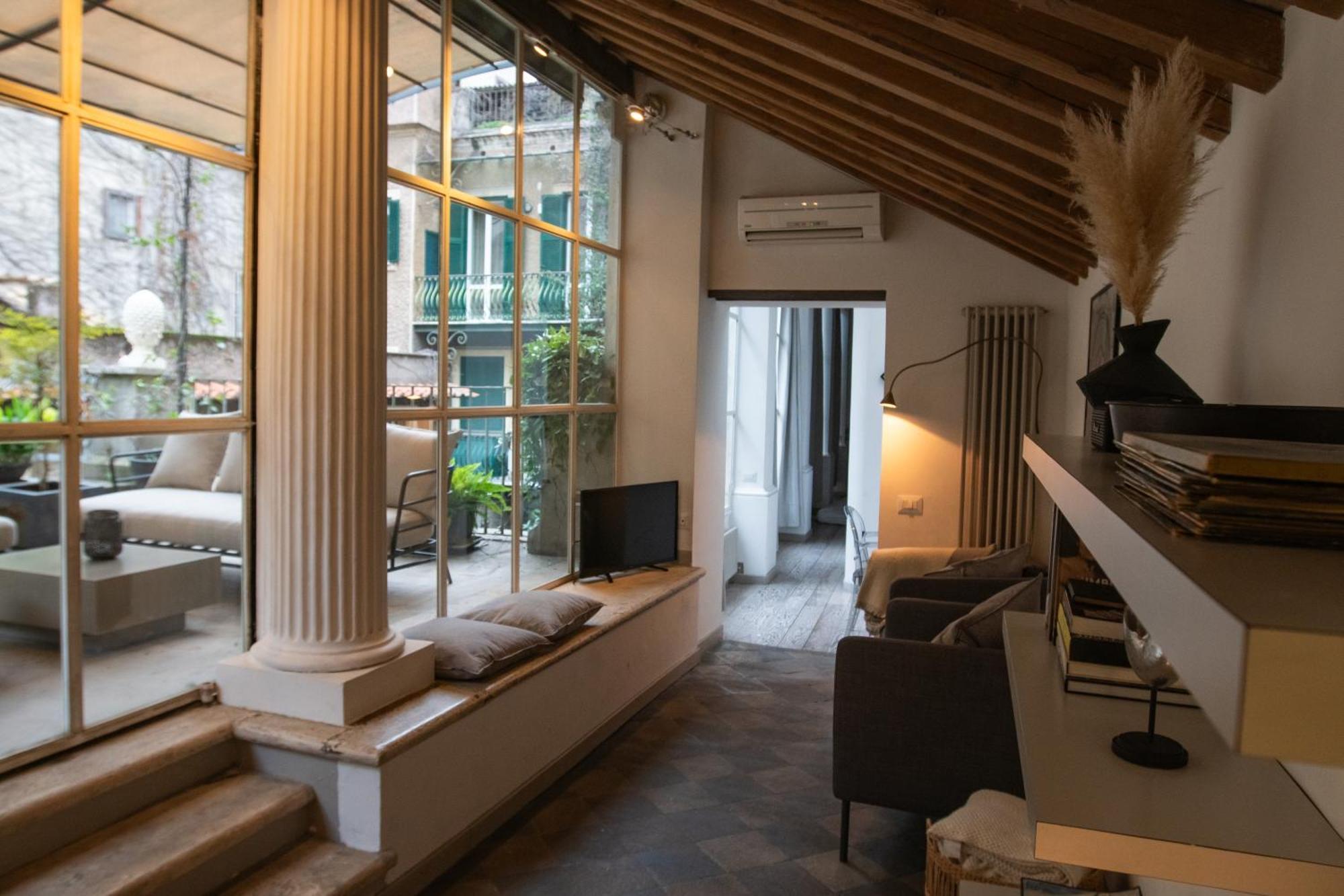 Apartamento Historical Palace With Large Terrace *